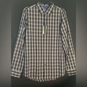 Ready to wear great condition great men’s shirts formal and casual.